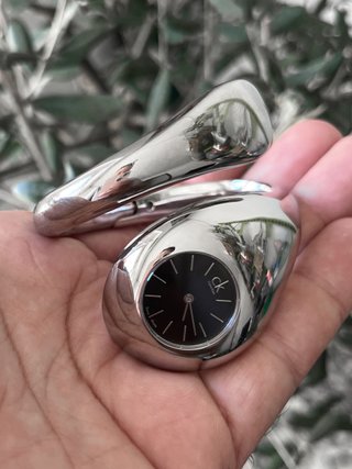 Reloj Calvin Klein Hypnotic Brazalete Plata