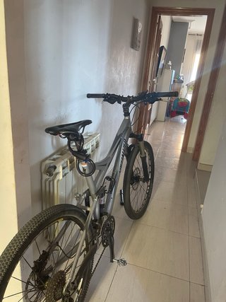 Specialized MTB 29” – RockShox, Shimano Deore, Fre