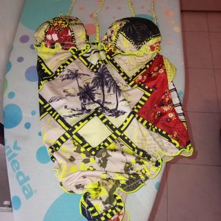 Costume donna faak