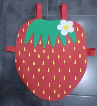 ** Disfraz Fresa y Tomate