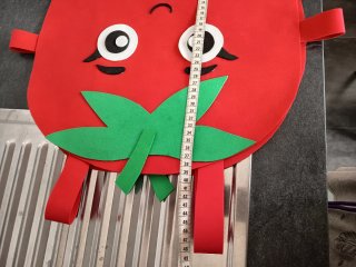 ** Disfraz Fresa y Tomate