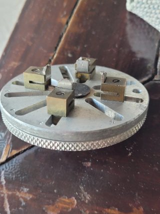 Chiave per aprire orologi vintage