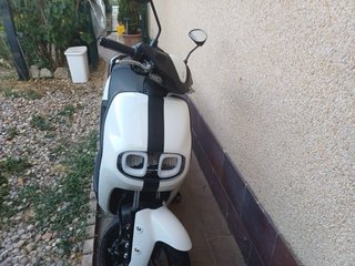 Yamaha Neos Scooter Blanco