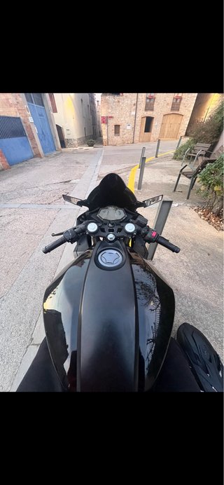 Yamaha yzf-r125 2015