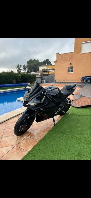 Yamaha yzf-r125 2015