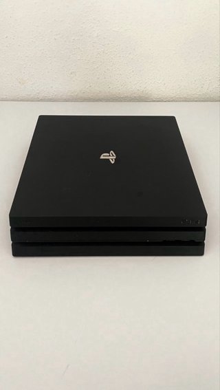 PS4 Pro 1TB Nero