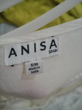 Vestido Anisa estilo ibicenco lleva forro abajo