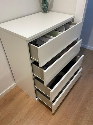 Cómoda IKEA MALM 4 cajones blanca