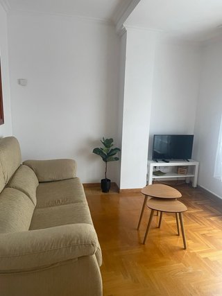 Alquiler apartamento temporada escolar Ribadeo