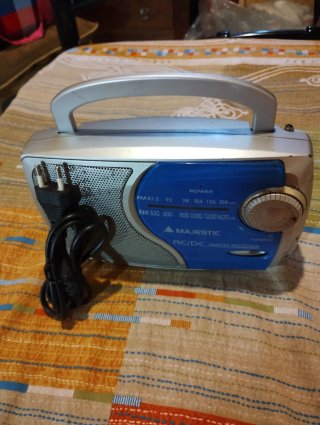 Radio Portatile Majestic AC/DC AM/FM