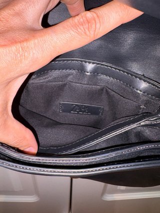 Bolso Negro Zara Cadena Dorada