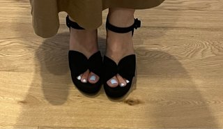 Sandalias plataforma tacón negras con lazo