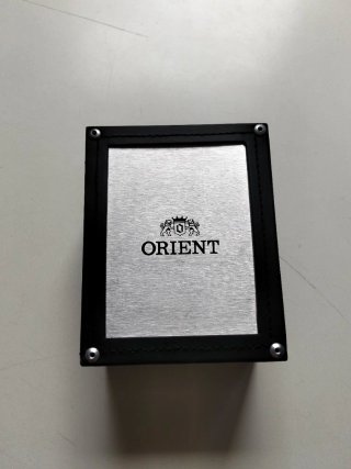 Reloj Orient Bambino Sun & Moon Open Heart.