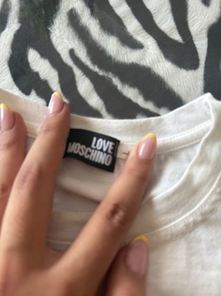 Lote 2 magliette Moschino e The North Face taglia L