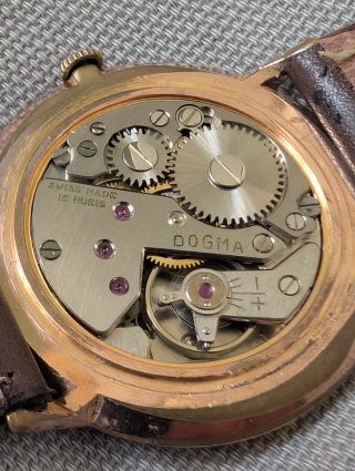 Reloj DOGMA Prima 15 Rubís