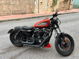 Harley Davidson 883R Naranja Negra