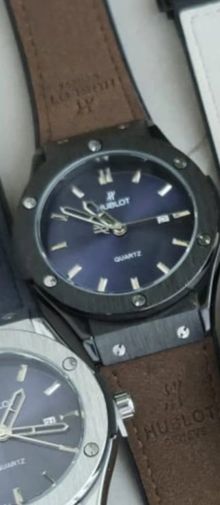 Reloj Hublot Negro y Azul