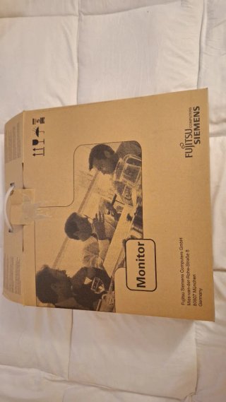 Monitor LCD 17 Fujitsu Siemens Nero