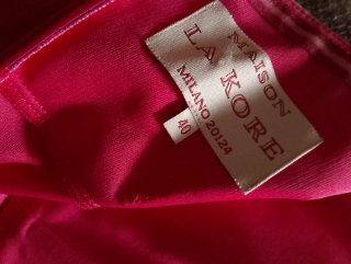 Vestito fantasia blu e rosa