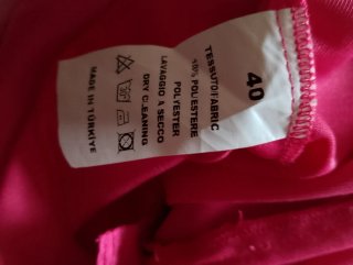 Vestito fantasia blu e rosa