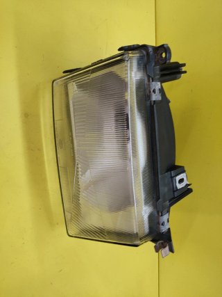 FARO DELANTERO DERECHO MERCEDES MB10O CITYTRANS