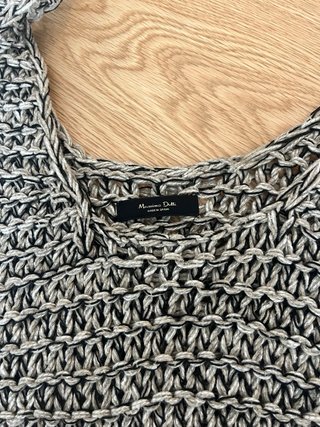 Top de punto beige y negro