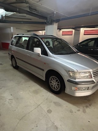 Mitsubishi Space Wagon 2002 2.4 gasolina
