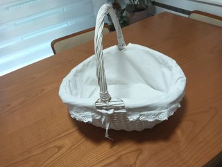 Cestas de mimbre y tela para eventos