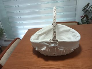 Cestas de mimbre y tela para eventos