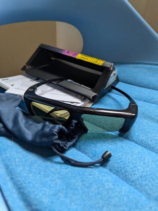 2 x Samsung SSG-2100AB active 3d glasses
