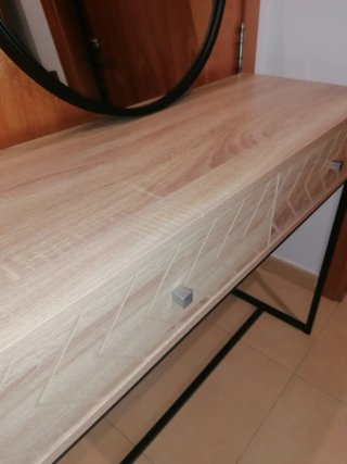 Recibidor moderno metal y madera