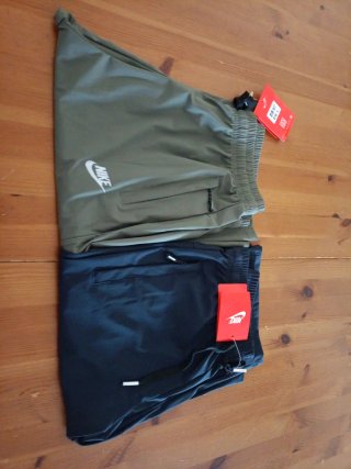 Pantalón corto Nike negro