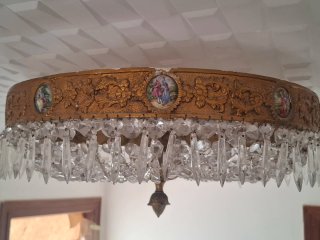 Lámpara de techo de cristal y metal dorado