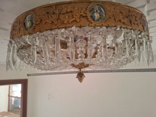 Lámpara de techo de cristal y metal dorado