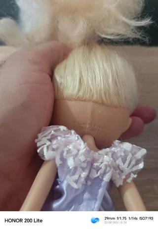 Muñeca MGA