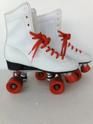 Patines Skider 4 Ruedas Blancos y Rojos