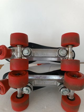 Patines Skider 4 Ruedas Blancos y Rojos