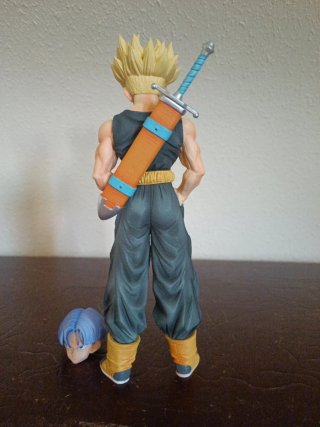 Figura Trunks JT