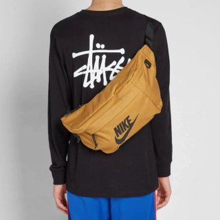 Riñonera Nike Tech Hip Pack Multiusos