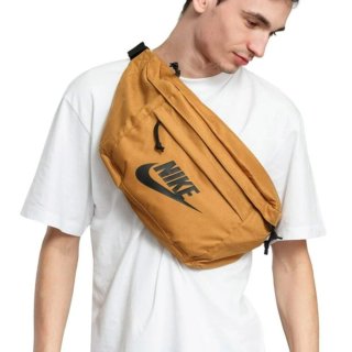 Riñonera Nike Tech Hip Pack Multiusos