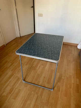 Mesa plegable de camping 2 a 4 personas quechua