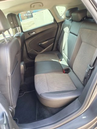 Opel Astra 2011
