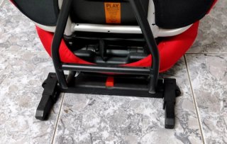Silla de coche infantil roja