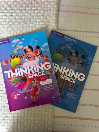 Libros de ingles de 2° ESO Thinking Space B1.