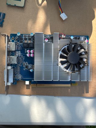 Tarjeta Gráfica Radeon R9 255 2GB GDDR5