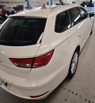 SEAT LEON ST