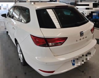 SEAT LEON ST