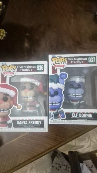 Funko Pop Santa Freddy y Elf Bonnie