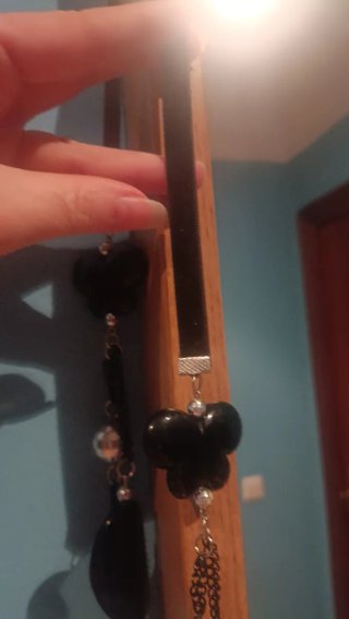 Colgante negro con estrella