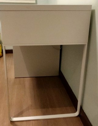 Escritorio IKEA blanco MICKE con cajonera